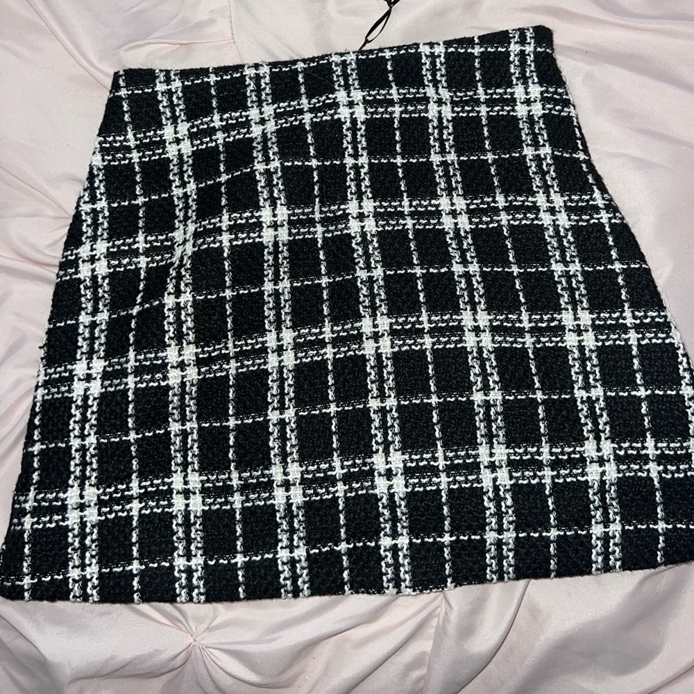 Brand new! Plaid skirt